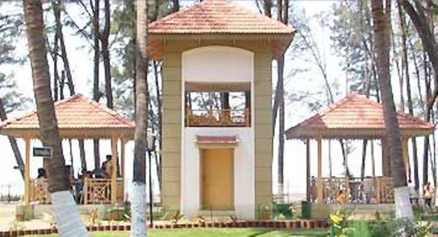 Golden Swan Beach Resort Murud  Luaran gambar
